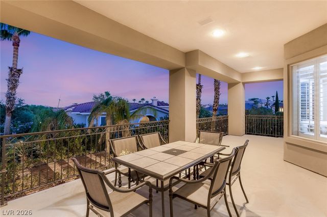 2004 Slow Wind Street, Las Vegas, NV 89134