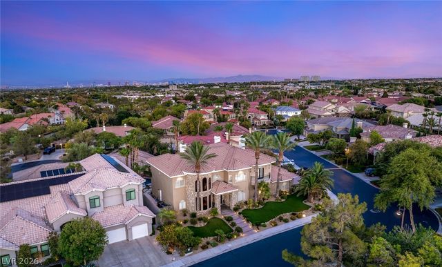 2004 Slow Wind Street, Las Vegas, NV 89134