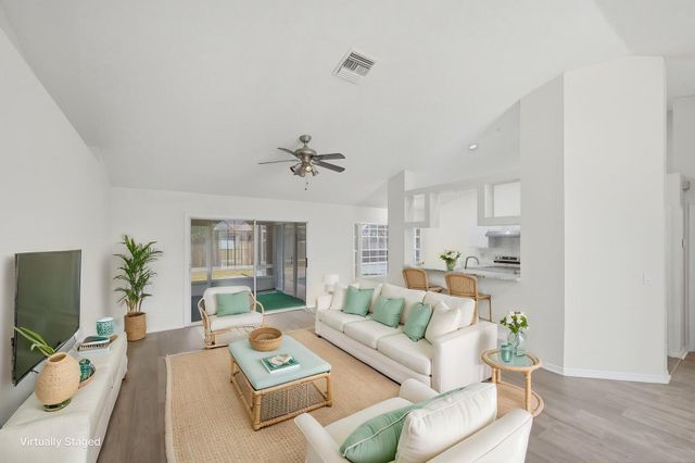 868 SW Duncan Terrace, Port St. Lucie, Port St Lucie, FL 34953