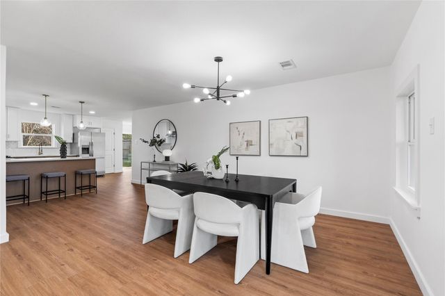 5023 Redstart Street, Houston, TX 77035