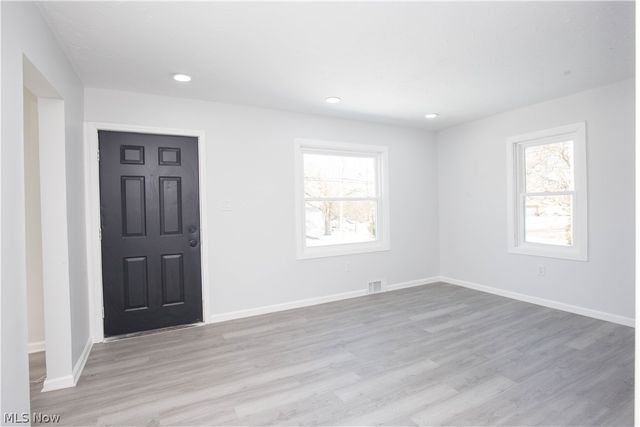 1291 Roslyn Avenue, Akron, OH 44320