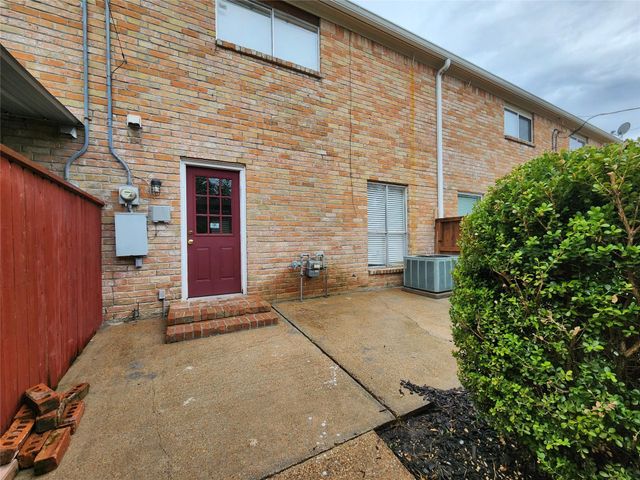 8848 Kempwood Drive, Houston, TX 77080