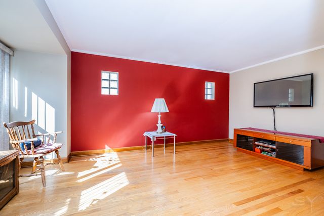 3416 W 64th Place, Chicago, IL 60629