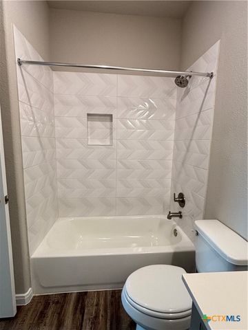 423 Calumet, Palacios, TX 77465