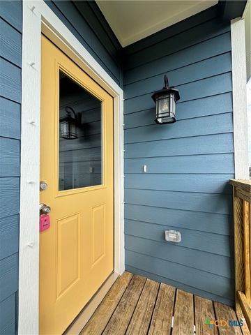 423 Calumet, Palacios, TX 77465