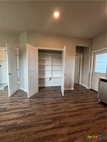 423 Calumet, Palacios, TX 77465