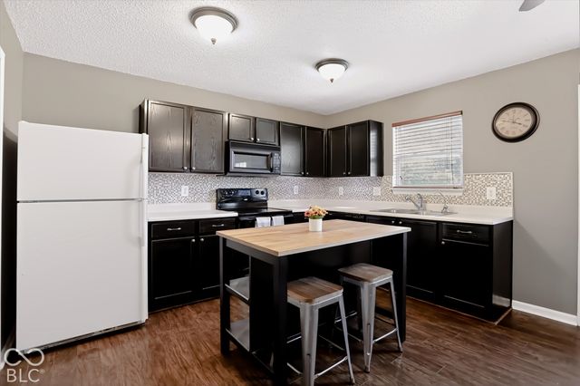 6626 Sonesta Drive, Indianapolis, IN 46217