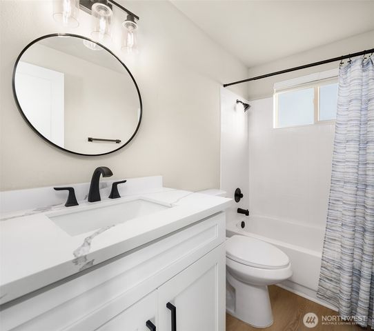 17204 109th Place SE, Renton, WA 98055