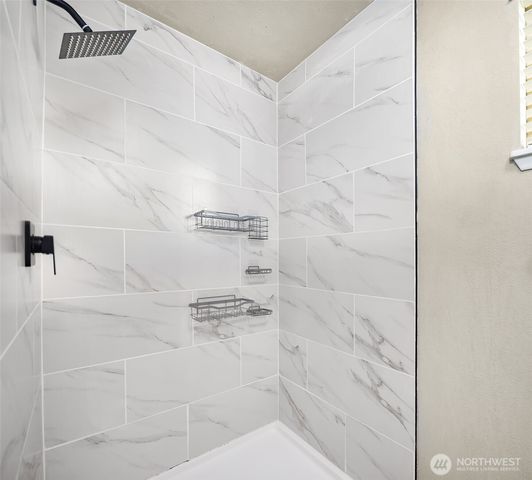 17204 109th Place SE, Renton, WA 98055