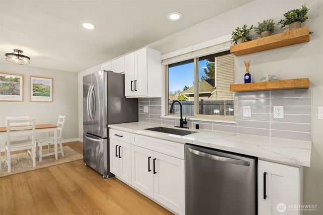 17204 109th Place SE, Renton, WA 98055