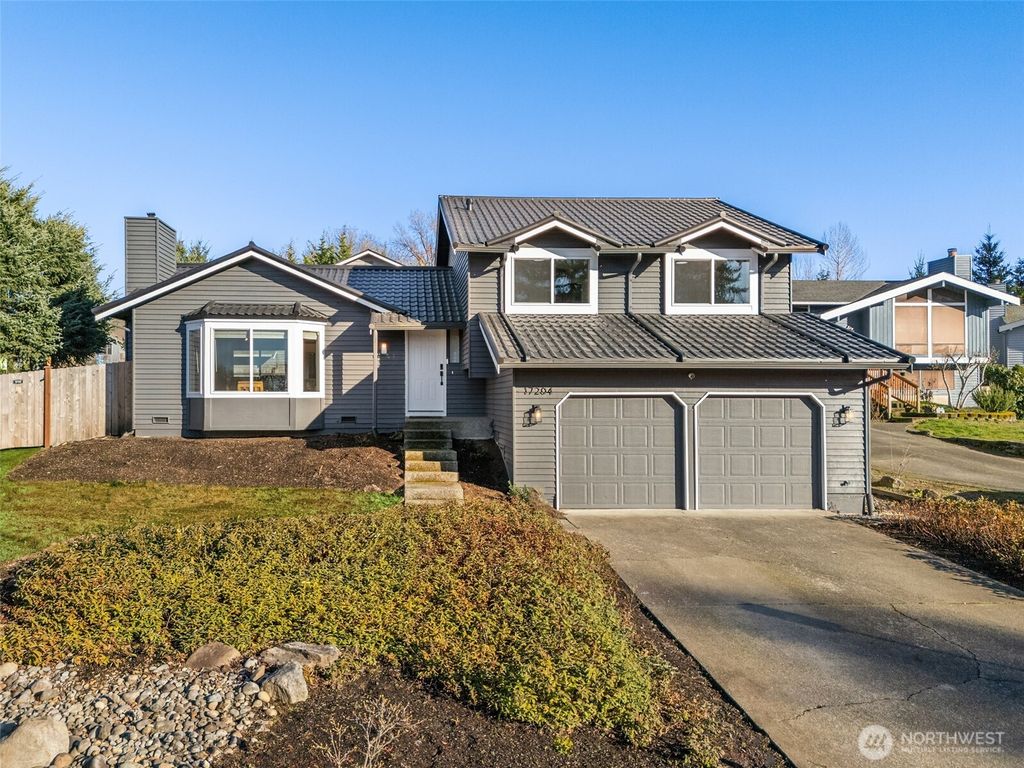 17204 109th Place SE, Renton, WA 98055