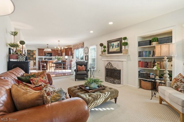 9943 Brookhill Circle, Twinsburg, OH 44087