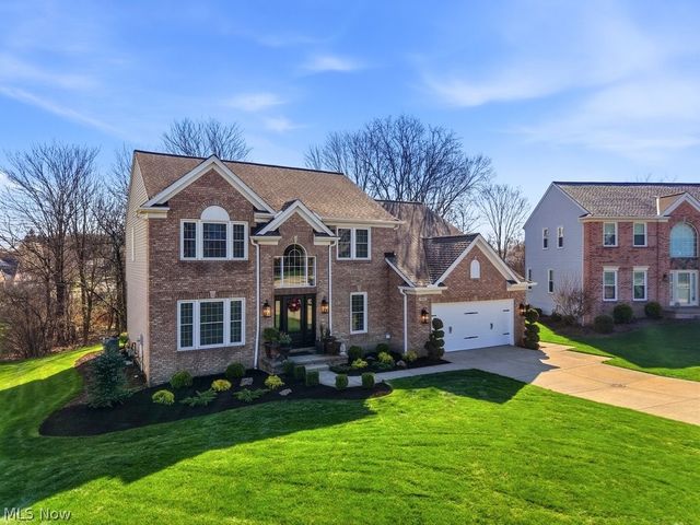 9943 Brookhill Circle, Twinsburg, OH 44087
