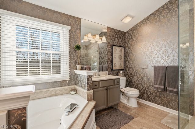 9943 Brookhill Circle, Twinsburg, OH 44087