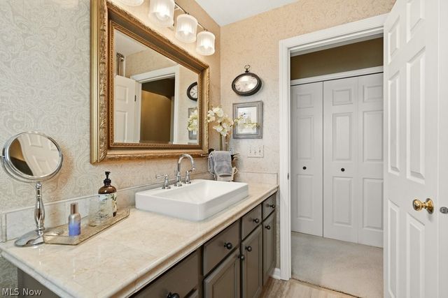 9943 Brookhill Circle, Twinsburg, OH 44087