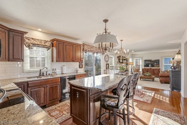 9943 Brookhill Circle, Twinsburg, OH 44087
