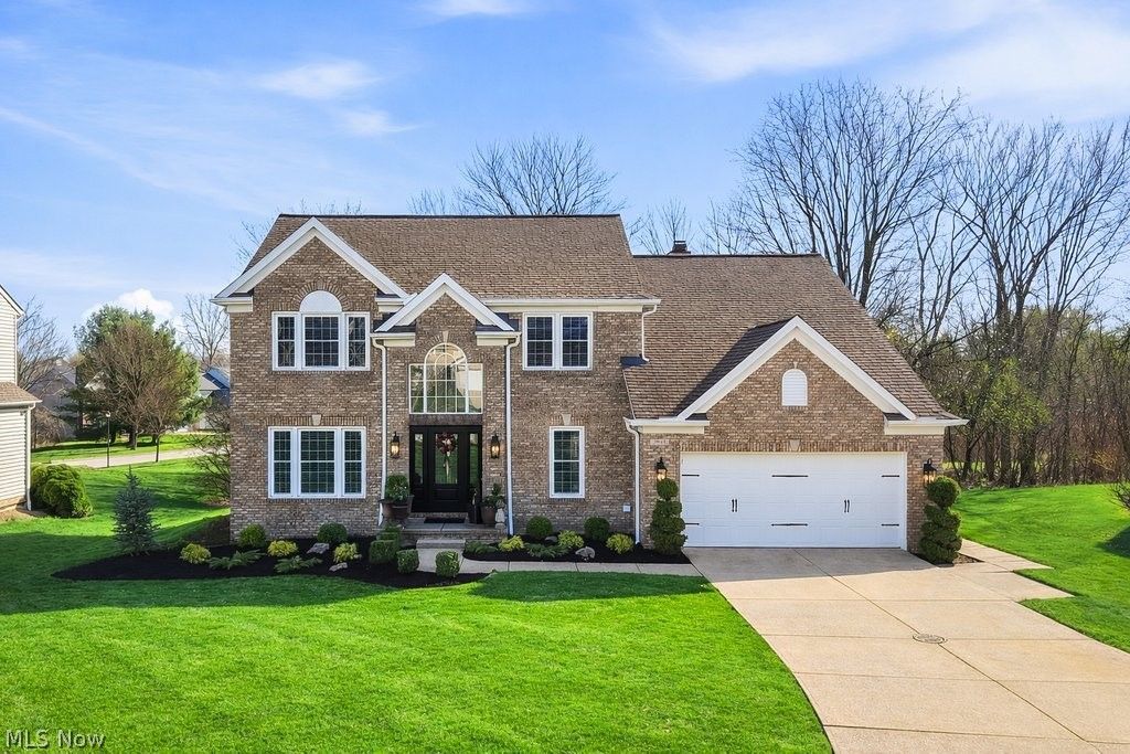 9943 Brookhill Circle, Twinsburg, OH 44087