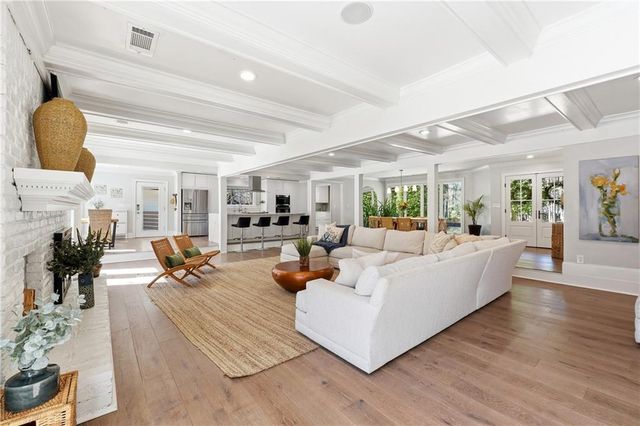 6179 Windsong Way, Smoke Rise, GA 30087