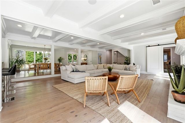 6179 Windsong Way, Smoke Rise, GA 30087