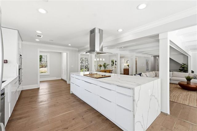 6179 Windsong Way, Smoke Rise, GA 30087