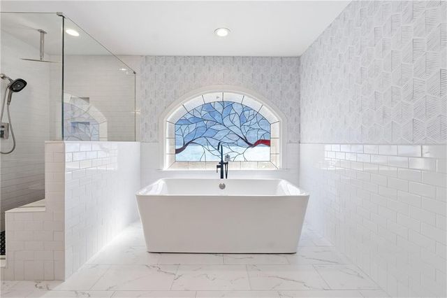 6179 Windsong Way, Smoke Rise, GA 30087