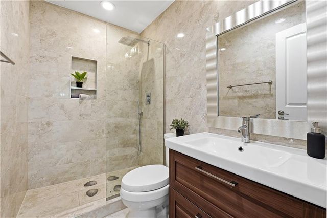 6179 Windsong Way, Smoke Rise, GA 30087