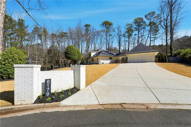 6179 Windsong Way, Smoke Rise, GA 30087