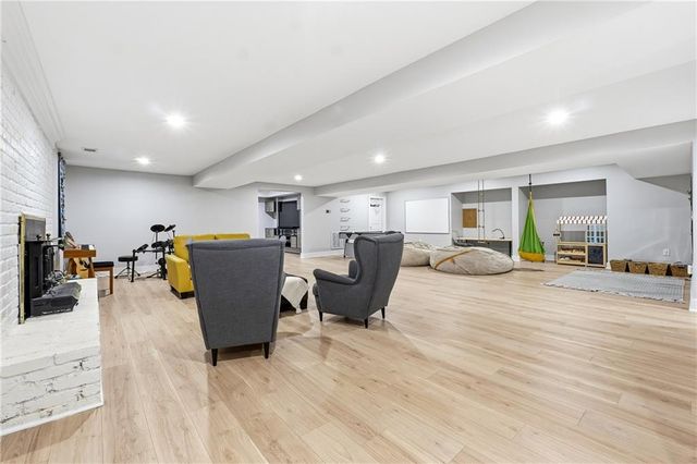 6179 Windsong Way, Smoke Rise, GA 30087