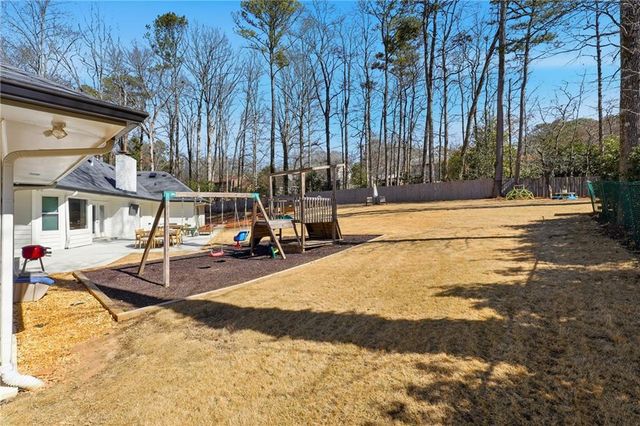 6179 Windsong Way, Smoke Rise, GA 30087