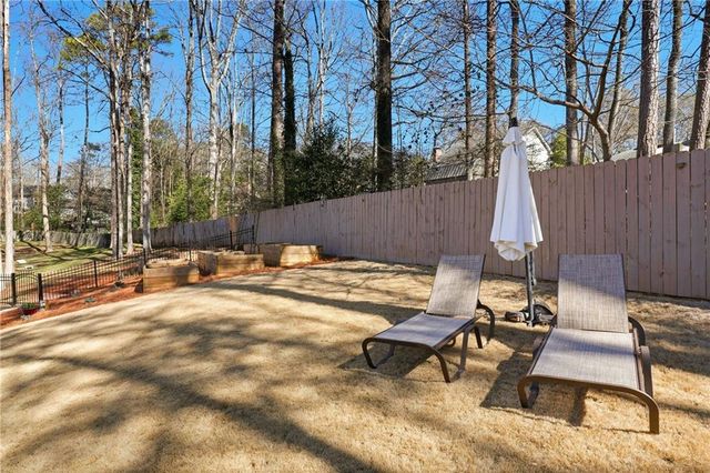 6179 Windsong Way, Smoke Rise, GA 30087