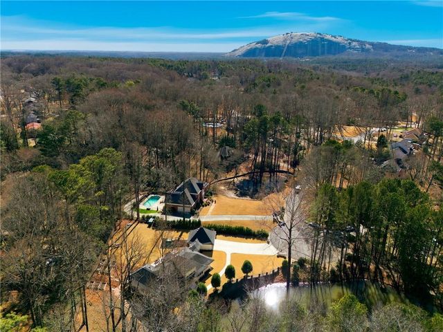 6179 Windsong Way, Smoke Rise, GA 30087