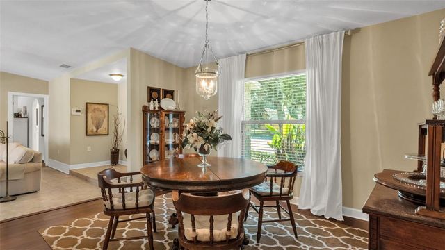 906 CRESTVIEW DRIVE, Auburndale, FL 33823