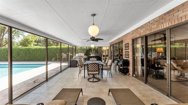 906 CRESTVIEW DRIVE, Auburndale, FL 33823