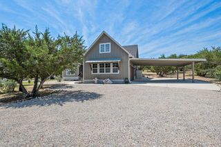 411 Eagle LN, Fischer, TX 78623