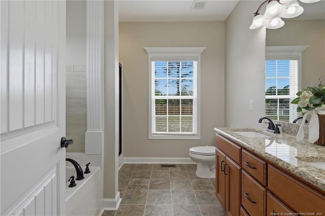 103 Crossbridge Lane, Autryville, NC 28318