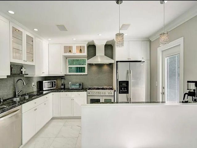 1760 Bel Air Avenue, Lauderdale-By-The-Sea, Lauderdale By The Sea, FL 33062