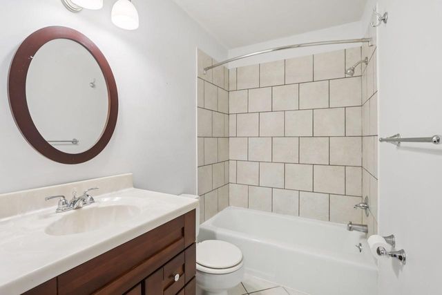 1105 Sequoia Trail, Madison, WI 53713