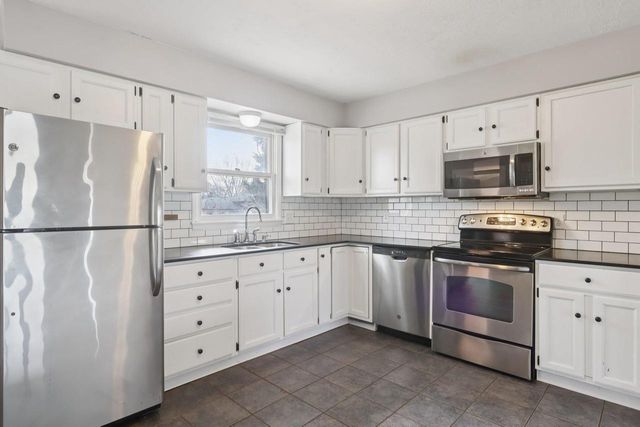 1105 Sequoia Trail, Madison, WI 53713