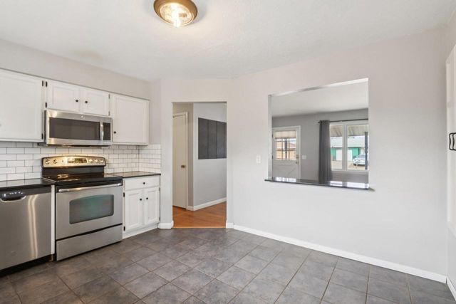 1105 Sequoia Trail, Madison, WI 53713