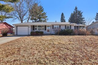 1105 Sequoia Trail, Madison, WI 53713