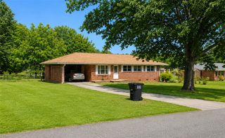 1033 Hickory Lane, Anderson, SC 29624