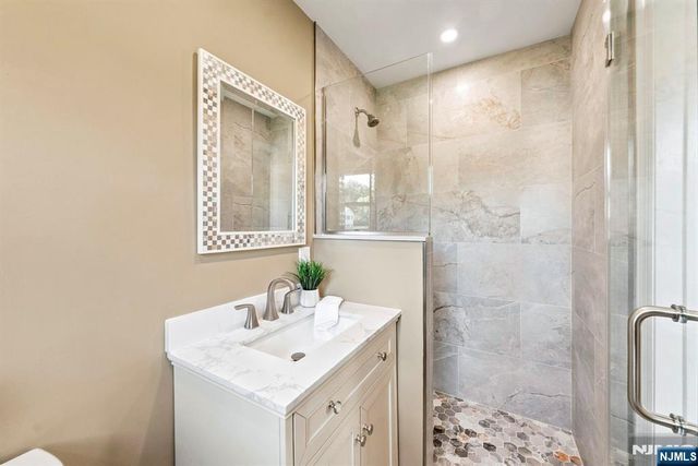 22 Marguerite Lane, Montville Township, NJ 07082