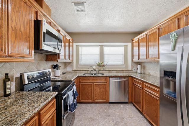 15432 Atwood Lane, Crosby, TX 77532