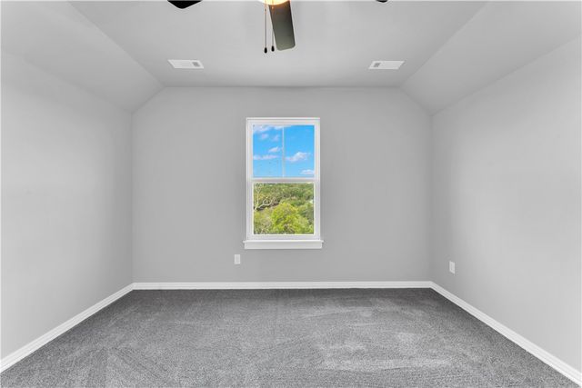 227 Tonya Loop, Huntsville, AR 72740