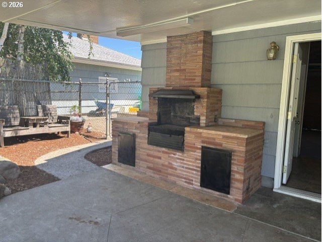 1107 Se 123RD Ave, Portland, OR 97233
