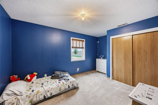103 Longworth Avenue, Alburnett, IA 52202