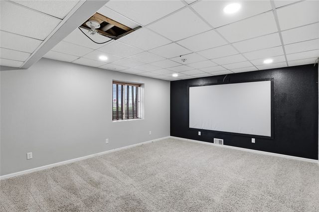 103 Longworth Avenue, Alburnett, IA 52202