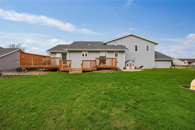 103 Longworth Avenue, Alburnett, IA 52202