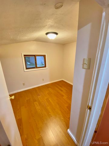 34446 E Harley Davidson Road, Lake Linden, MI 49945