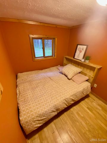 34446 E Harley Davidson Road, Lake Linden, MI 49945